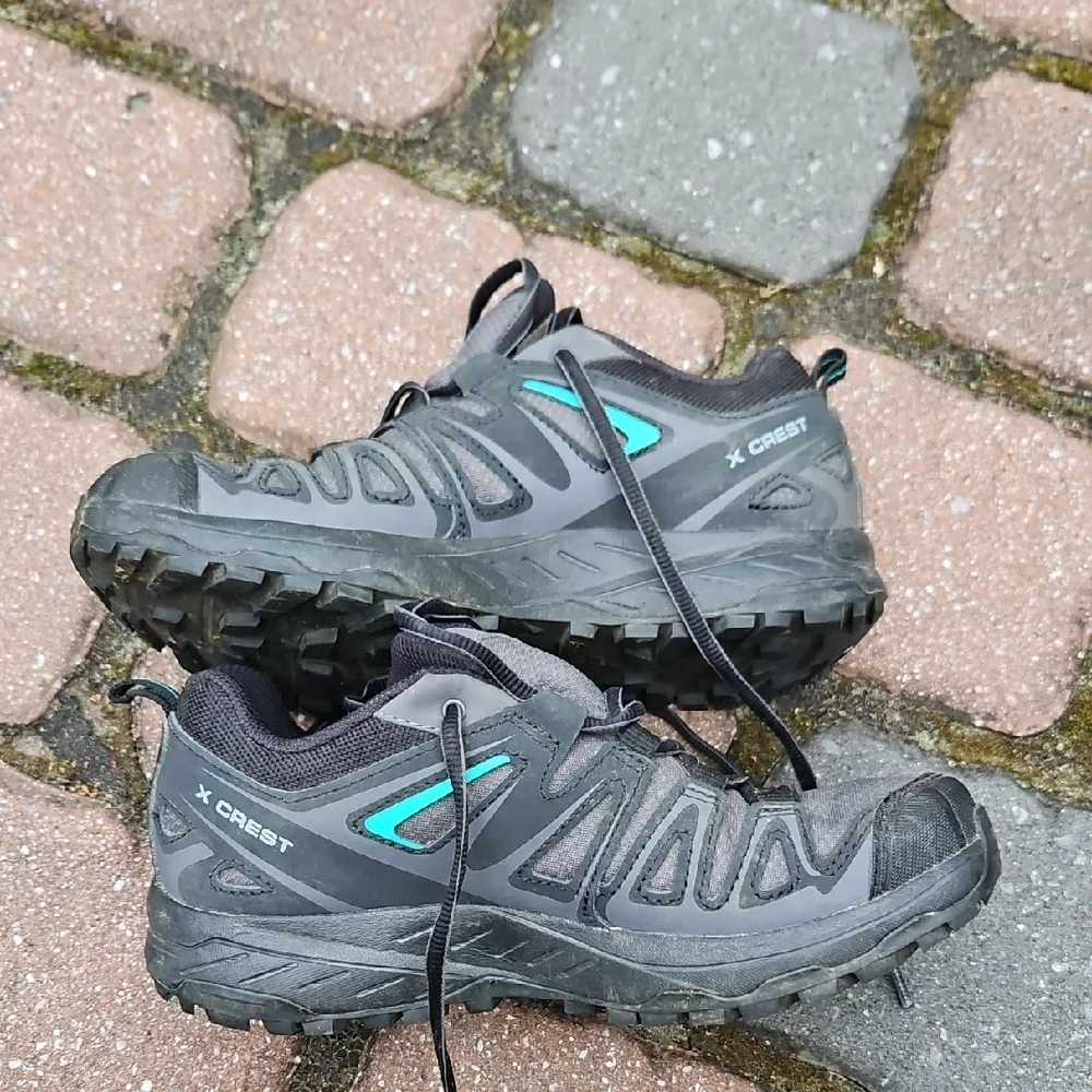Salomon Black and Gray Outdoor Shoes
